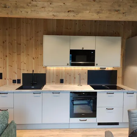 Nye Pa Blomberg I Apartamento Hafjell